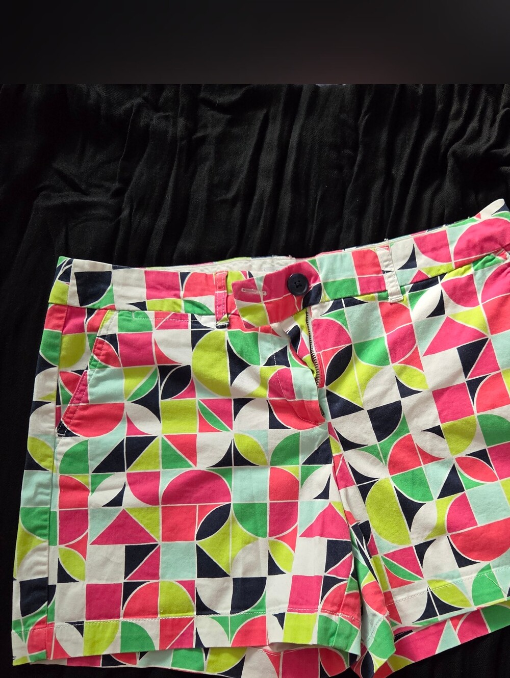Crown & Ivy Shorts